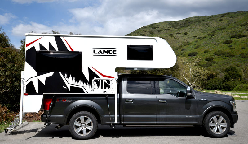 Lance 805 Exterior On Ford
