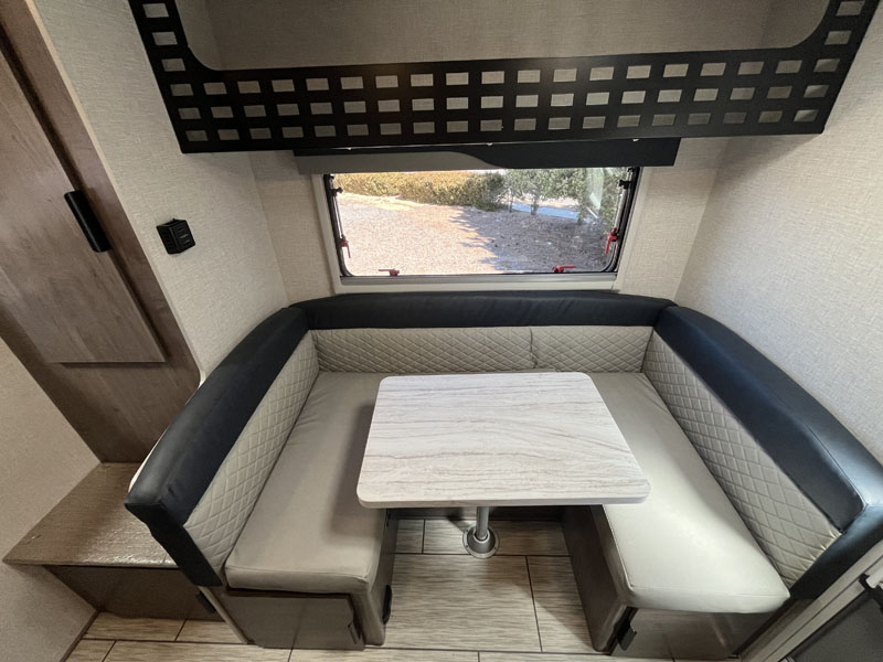 Lance 805 U Shaped Dinette