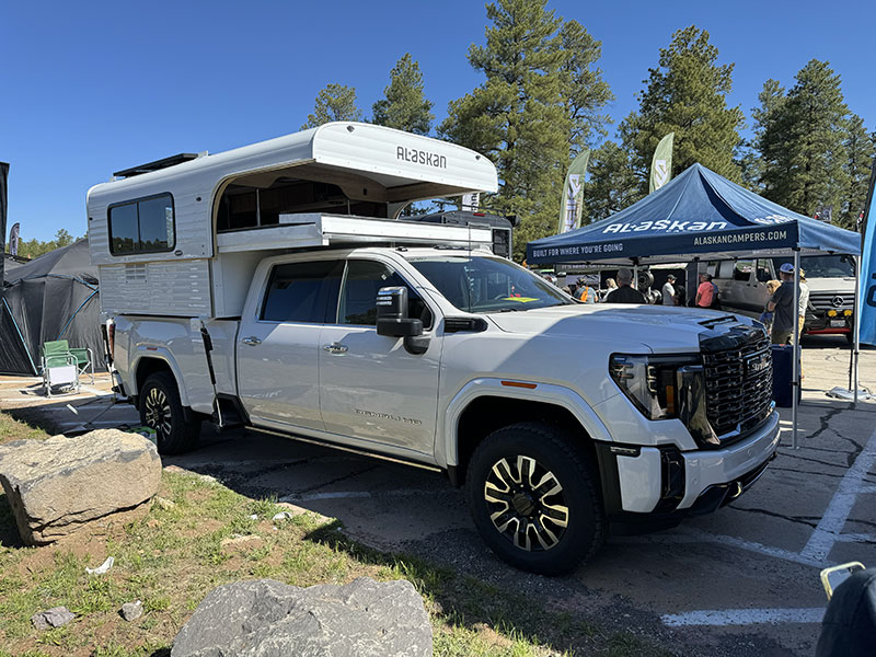 Alaskan Camper Exterior A1