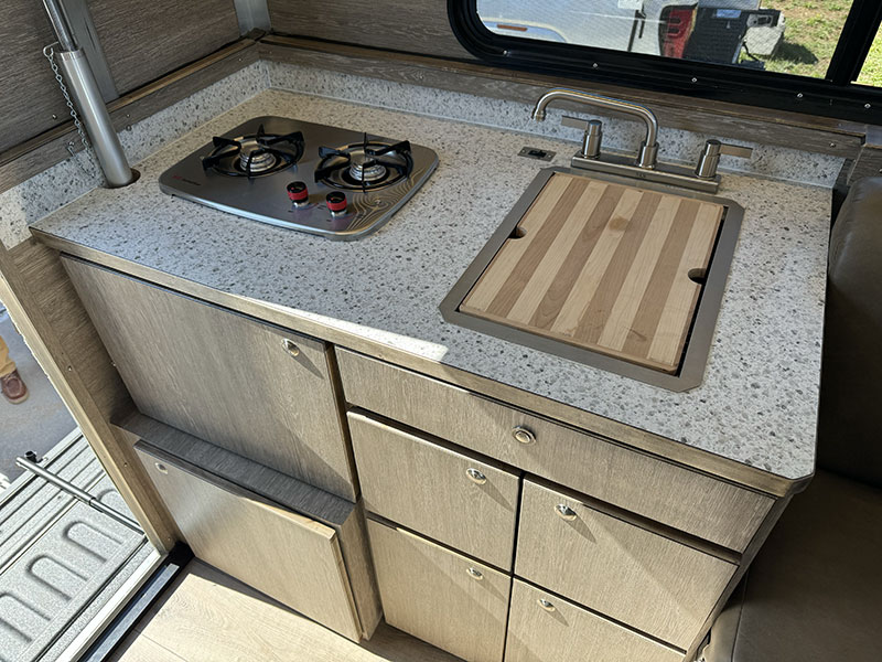 Alaskan Camper Interior B5