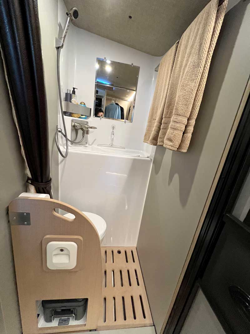Kingstar Wet Bath Now Has Cassette