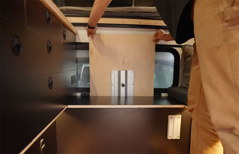 Lagun Table Storage