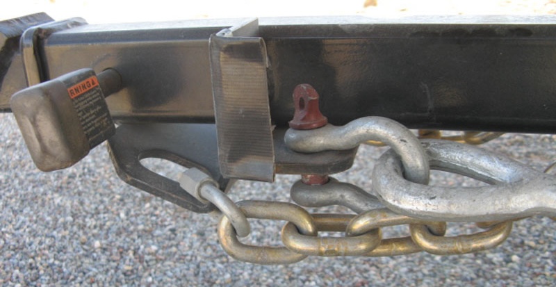Hitch Extension Beef Up Safety Chains