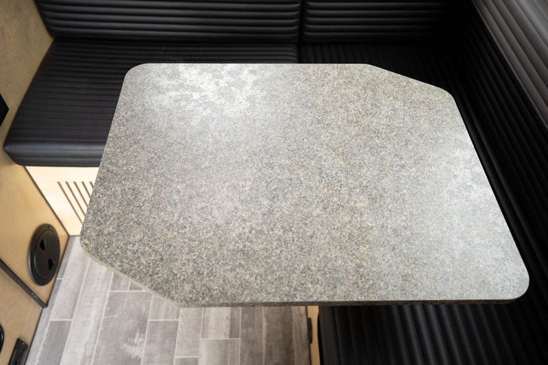 Northern Lite 610 Lagun Table