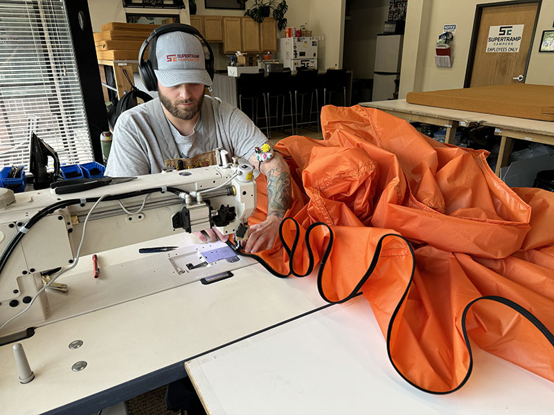 Supertramp Factory Sewing Orange Bathroom Surrounding