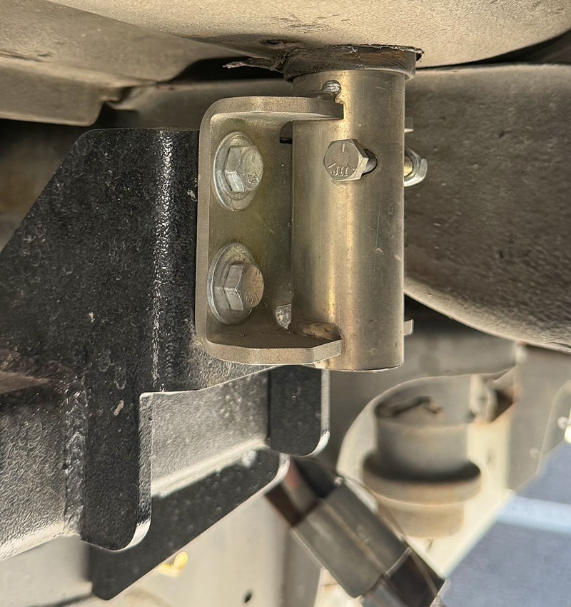 Torklift Apex Anchor In Use Under Truck