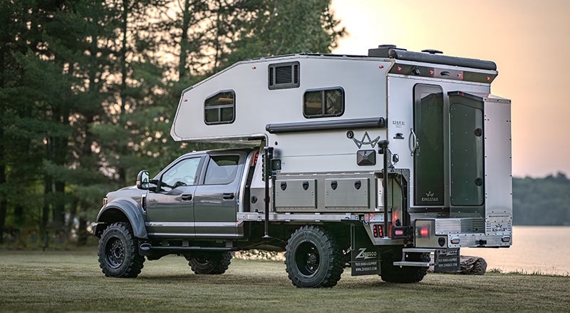 Kingstar 2025 Luxe Package Exterior Rear Three Quarters