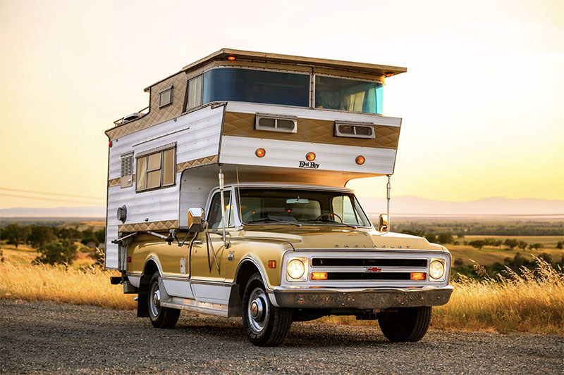 Del Ray Sky Lounge Truck Camper Front Passenger Three Quarters