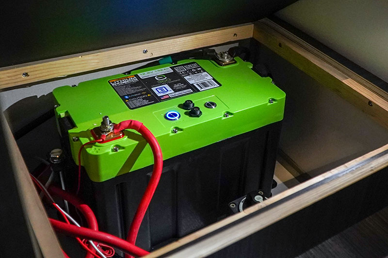 Scout and Expion 360 Lithium Battery