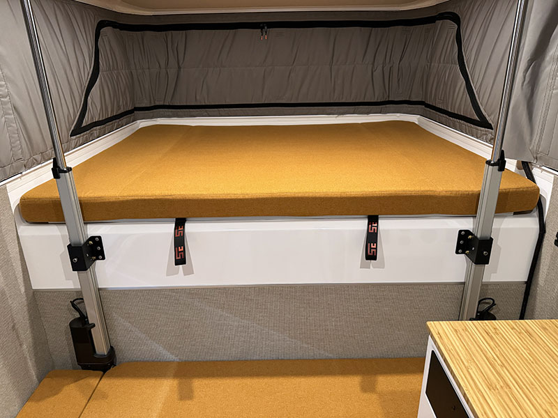 Supertramp Flagship LT Interior Cabover Windows Closed Down