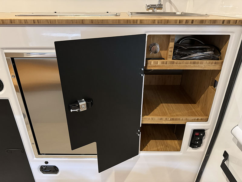 Supertramp Flagship LT Kitchen Storage