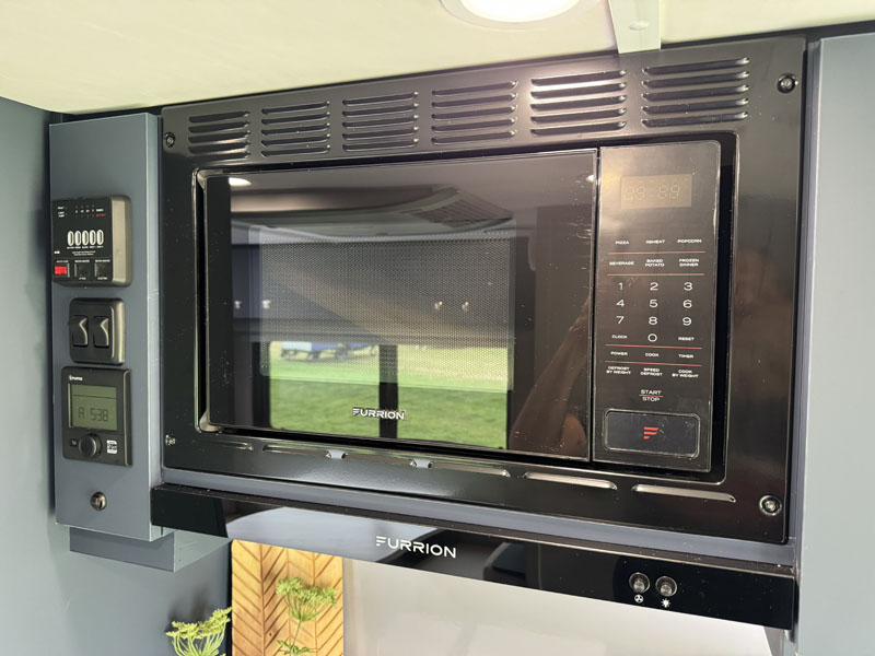Citation 10-8 Furrion Appliances
