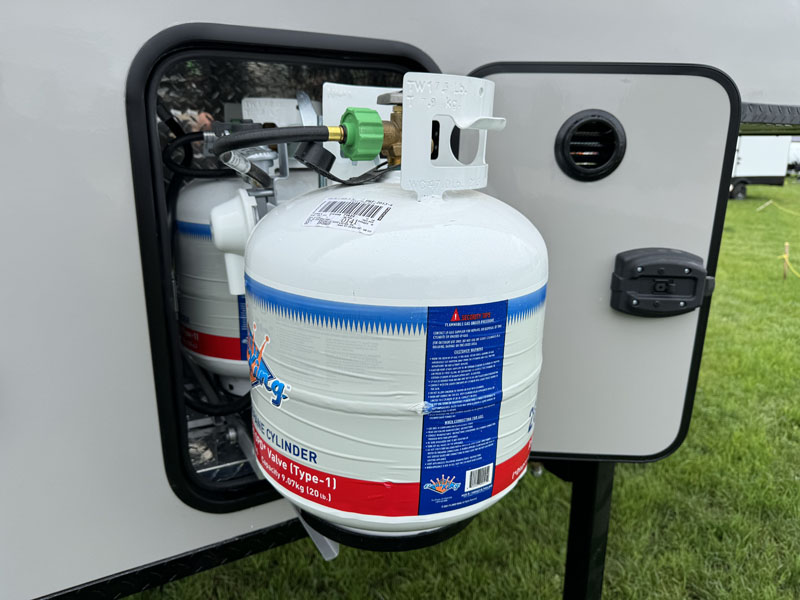Citation 10-8 Propane Compartment