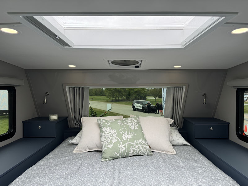 Citation 10-8 Skylight And Windshield