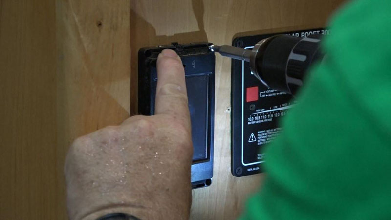 Go Power Installing Monitor
