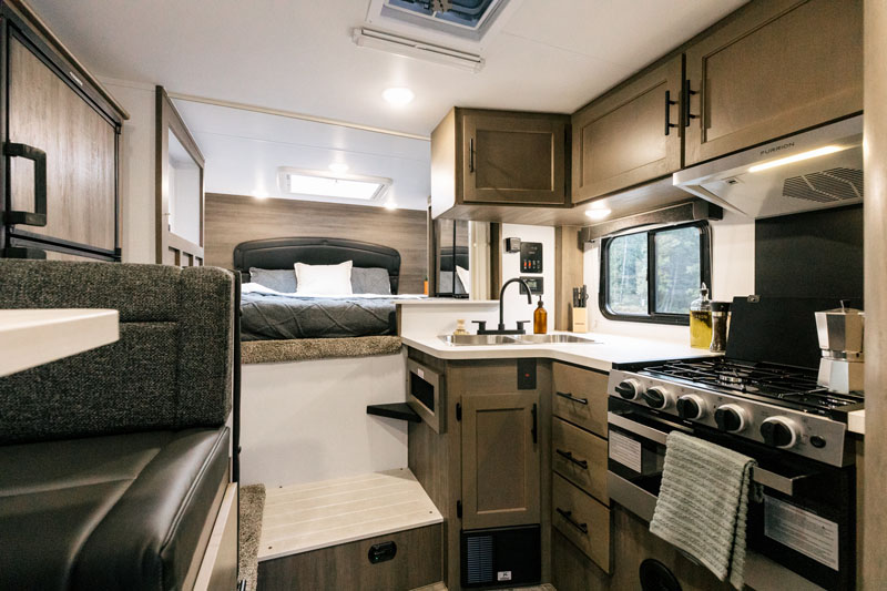Adventurer 89RBS Interior Toward Bed