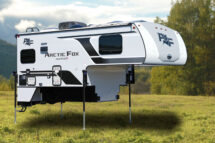 Arctic Fox 992 Exterior 2025