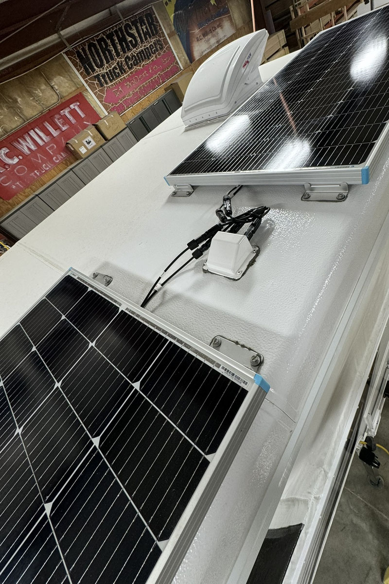 Northstar GMAX 400 Watts Of Solar And Ports