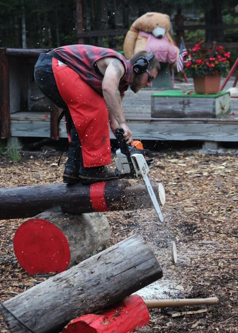 Obstacle Pole Relay Great Maine Lumberjack Show