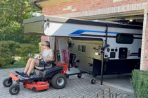 RiecoTitan Universal Camper Dolly 1