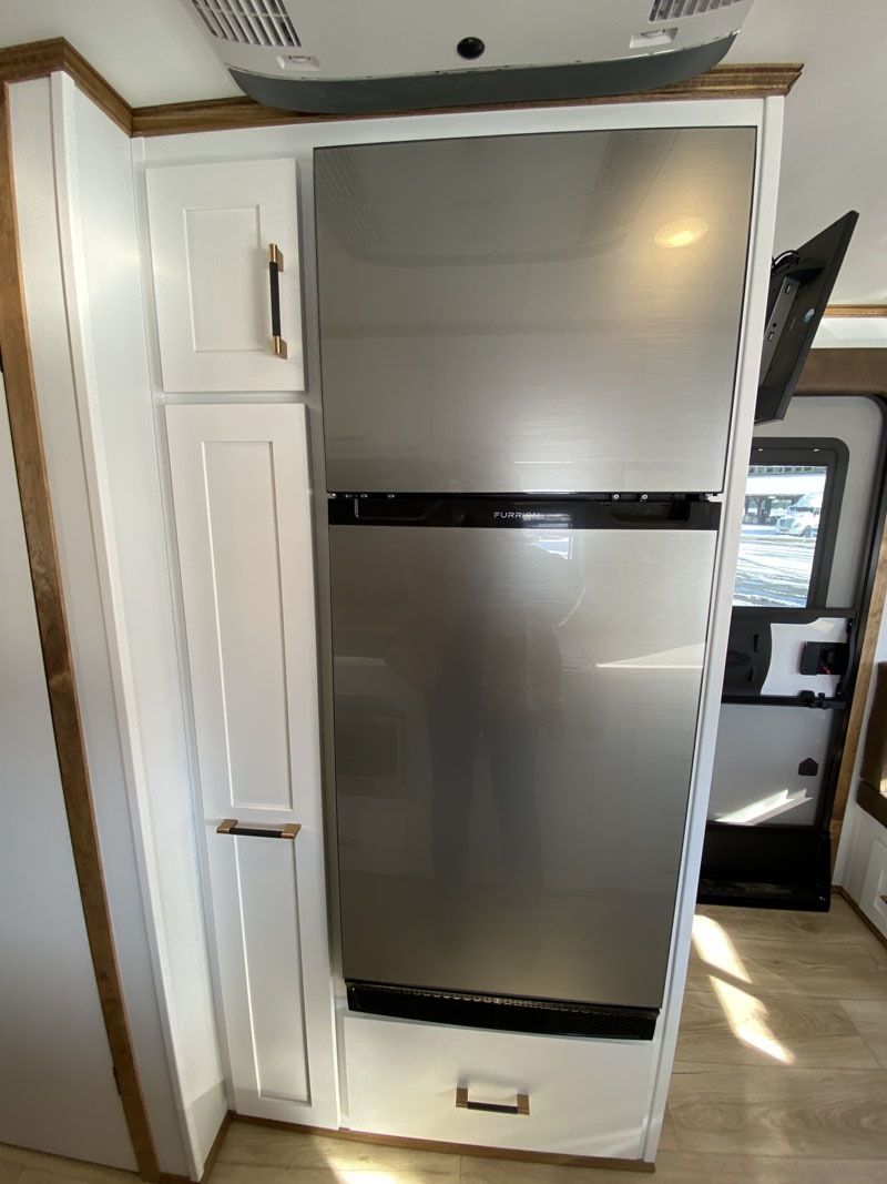 Rugged Mountain X14 Compressor Refrigerator