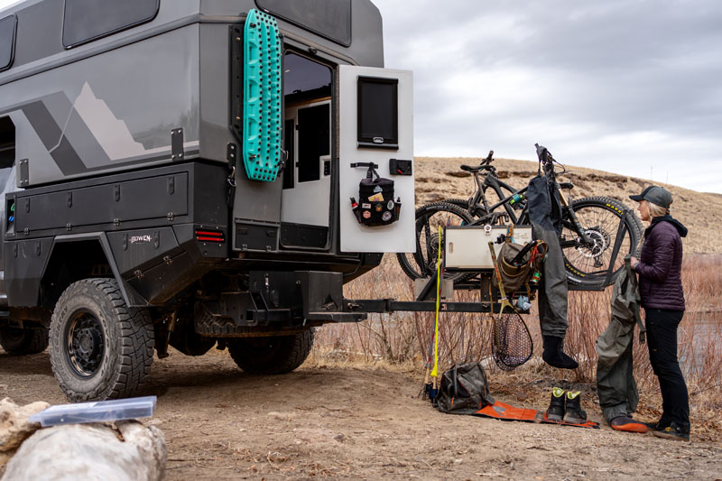 Supertramp Flagship HT Exterior Bikes