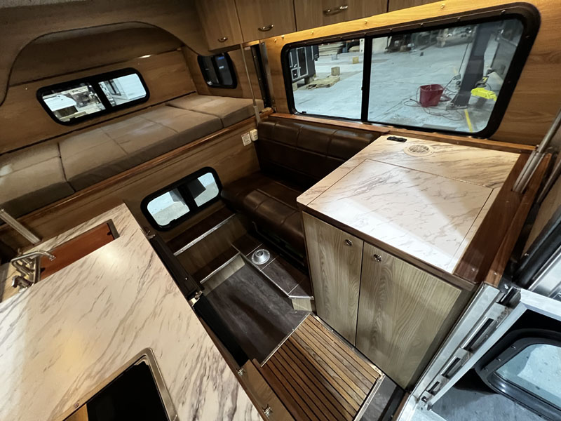 Alaskan 630 Interior Passenger Side