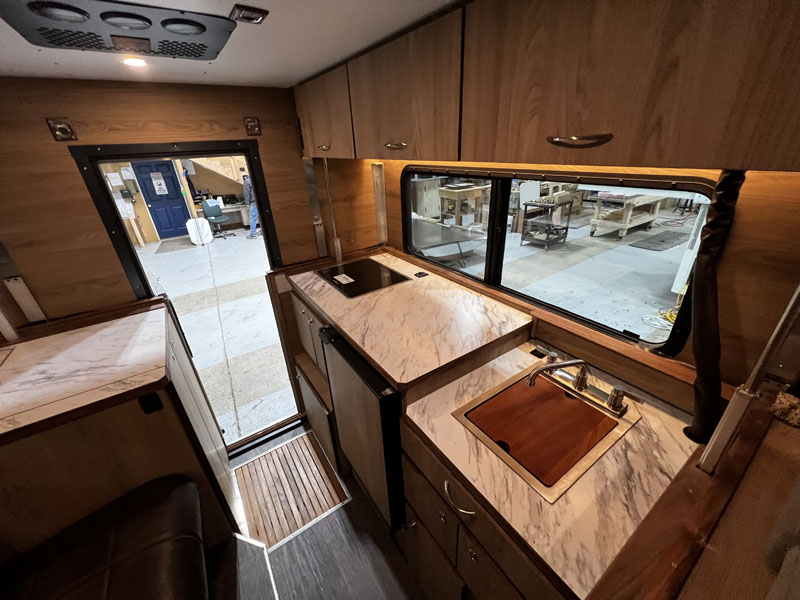 Alaskan 630 Kitchen Two Levels