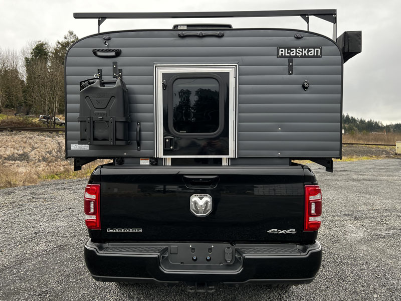 Alaskan 630 Truck Tailgate