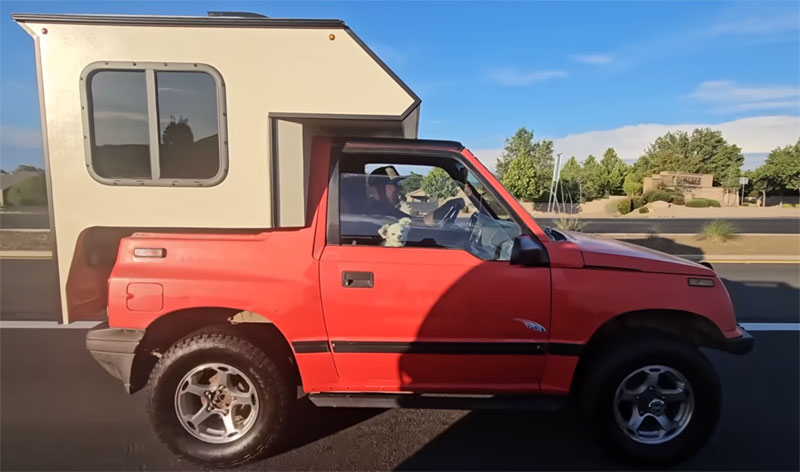Dog Geotracker Camper