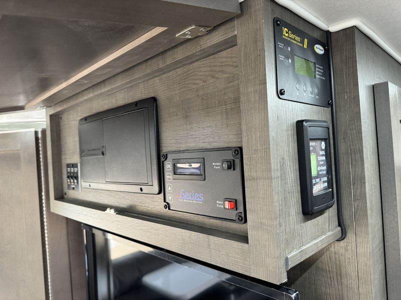 Host Mammoth Center Kitchen Off Grid Package Panels