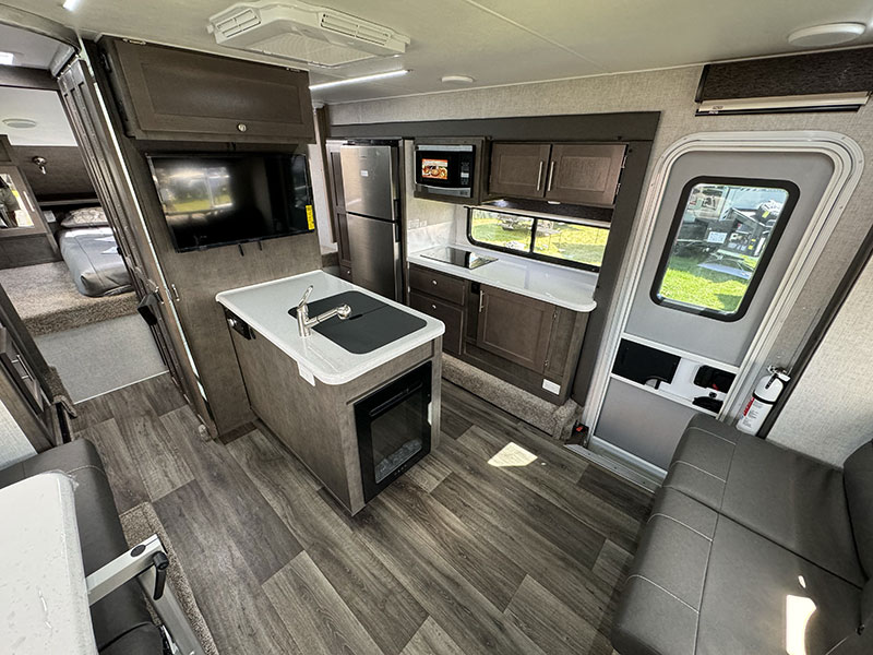 Host Center Kitchen Camper