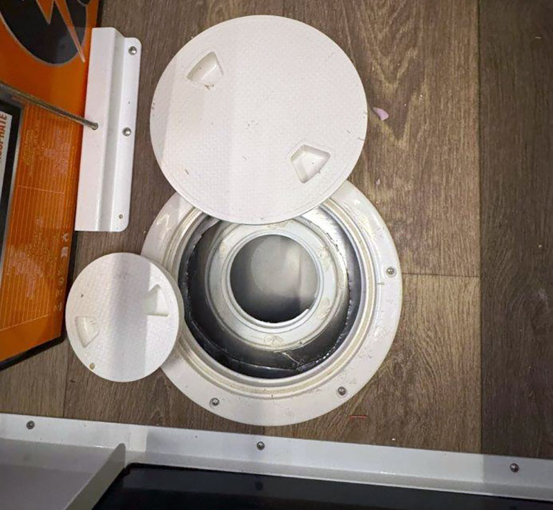 Star Comet Interior Water Tank Access