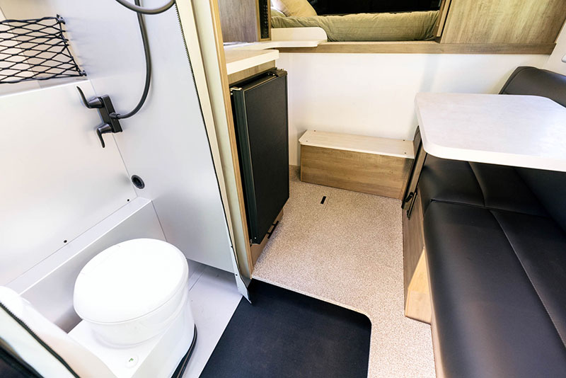 Adventurer 65RB Entryway Bathroom Toilet And Floor