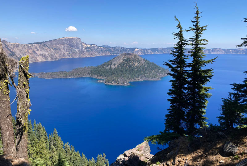 Rim Trail Overlooking Crater Lake2