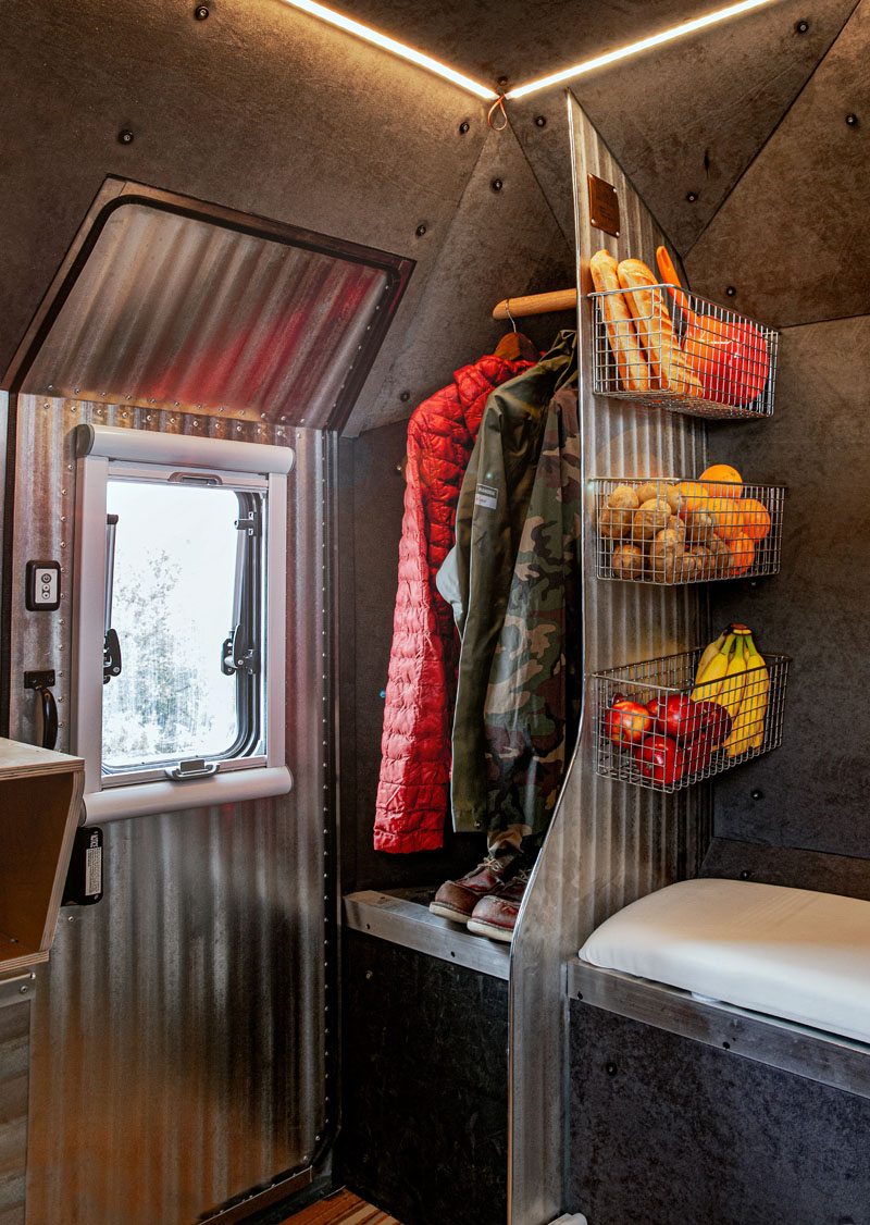 Kimbo Hanging Storage And Baskets