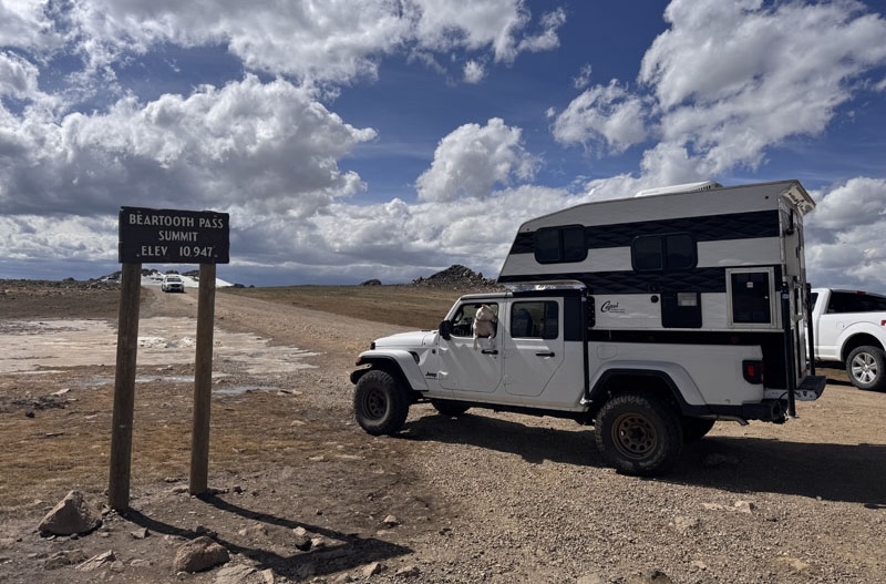 Beartooth Pass Summit Wyoming