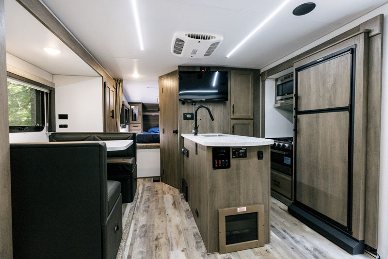 Eagle Cap 1165 Interior