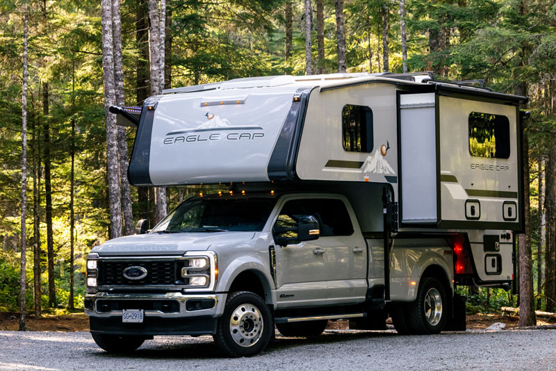 Eagle Cap 1165 Truck Camper Exterior