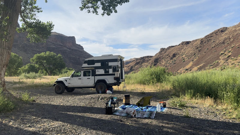 Lake Owyhee State Park Oregon