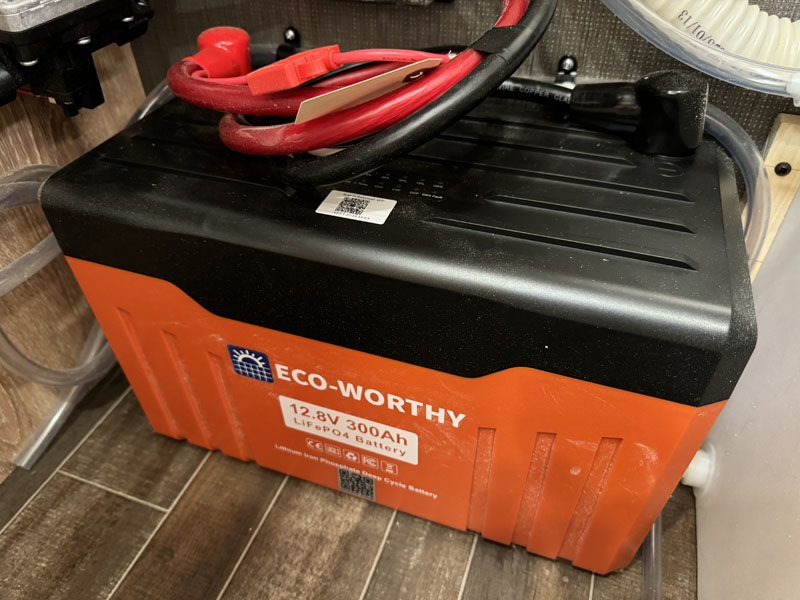 Northstar GMAX 650 Battery Up Close