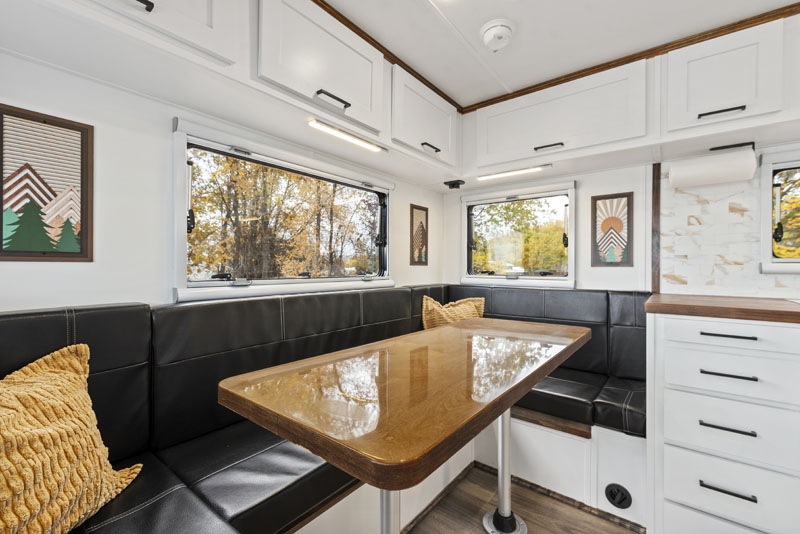 Rugged Mountain X12 Dinette Seating