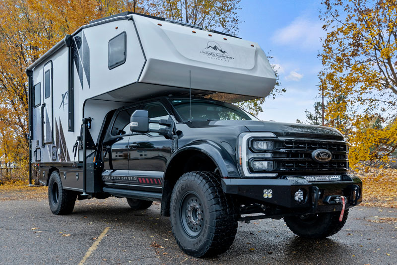 Rugged Mountain X12 Exterior Passenger Angle