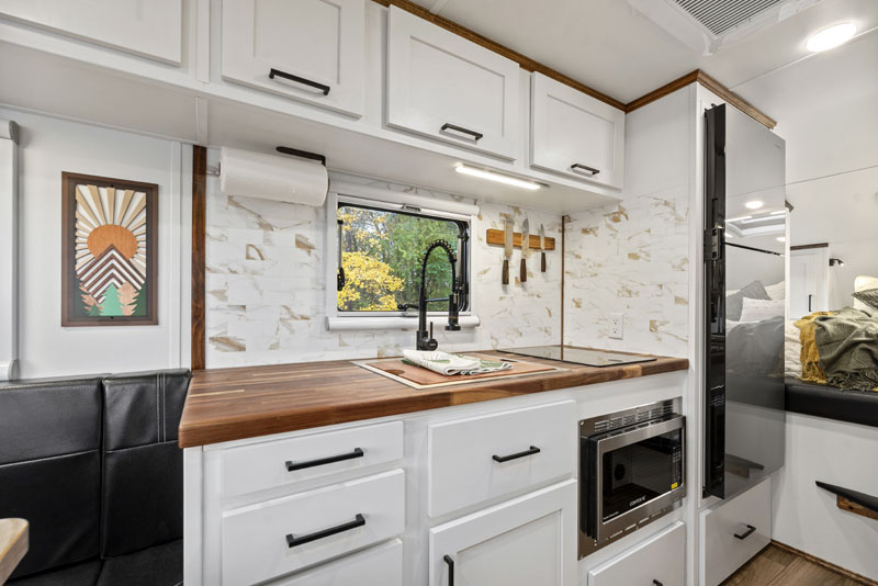 Rugged Mountain X12 Kitchen