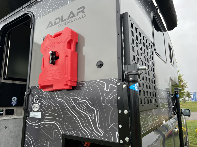 Soaring Eagle Adlar Overland Edition Rotopax