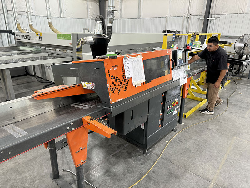 Adventurer truck campers using a TigerStop TigerSaw