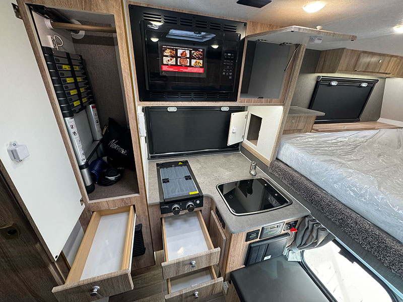 Northstar Offoada Interior Kitchen Storage Open