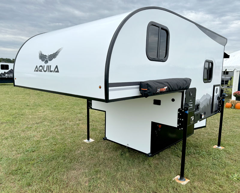 Soaring Eagle Aquila Front Nose