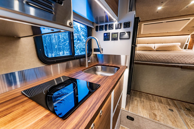 Kingstar Kruzr 8 Sink And Induction