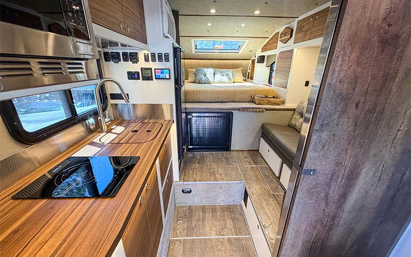 Kingstar K9 KRUZR 6 First Look K9 KRUZR 6 Interior